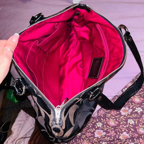 Coach Poppy Monogram Canvas Large Hobo w/ Silver Hardware - Picture 8 of 12